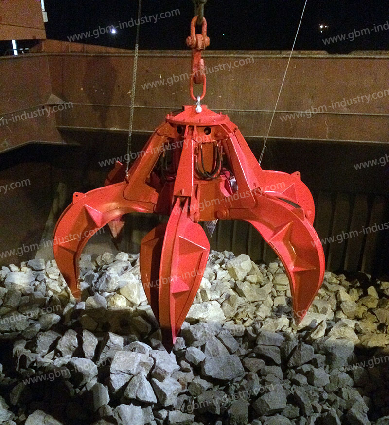 Hydraulic orange peel grab