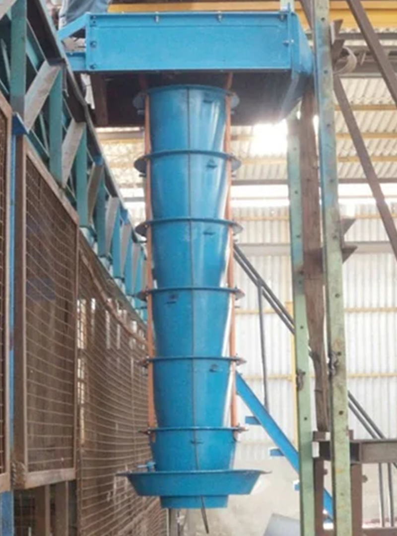 telescopic chute