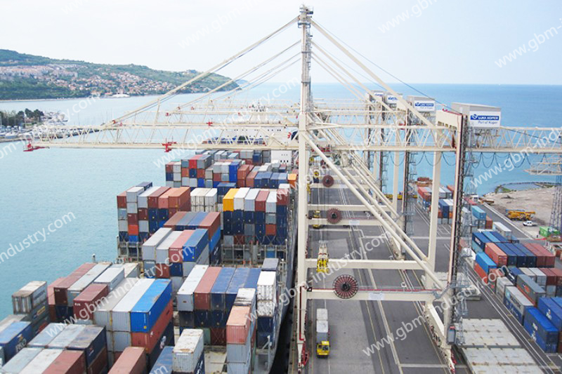 STS Crane 