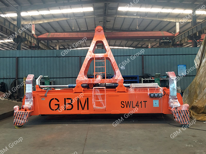 telescopic container spread